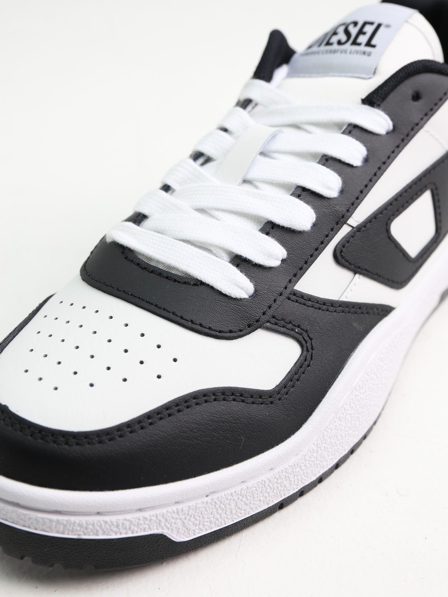 Diesel Sneaker Ukiyo V2 Low White-Black